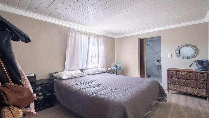 4 Bedroom Property for Sale in Glenwood Western Cape